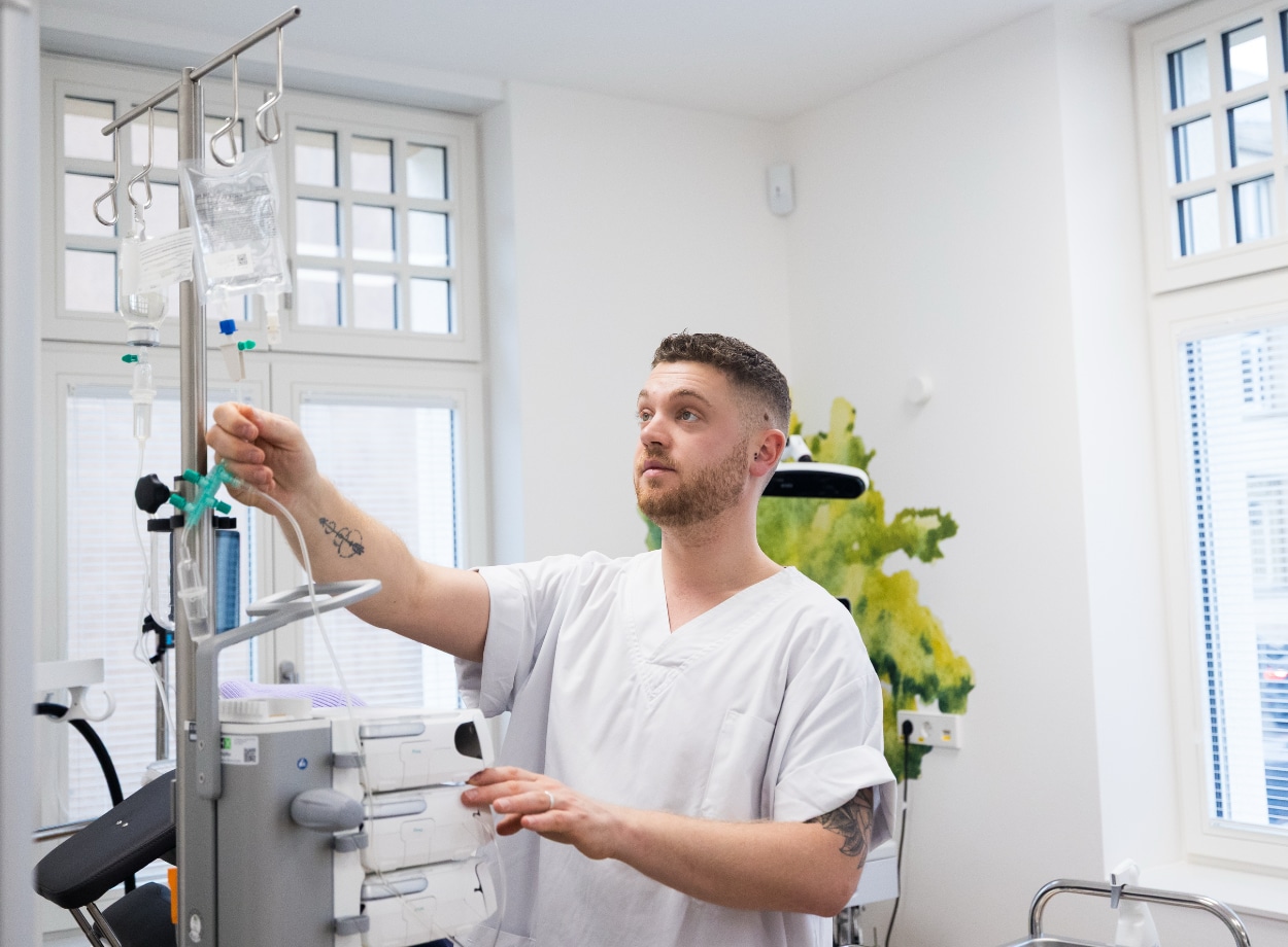 Photo d'un infirmier dans le Praxis Grevenmacher