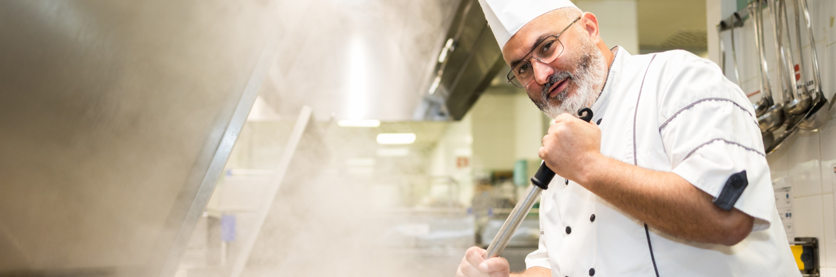 Réveillez vos papilles avec nos sauces maison : une explosion de saveurs et d'authenticité 